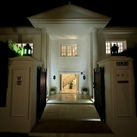 לינה וארוחת בוקר מארבלה Aurora Boutique House - Only Adults מראה חיצוני תמונה