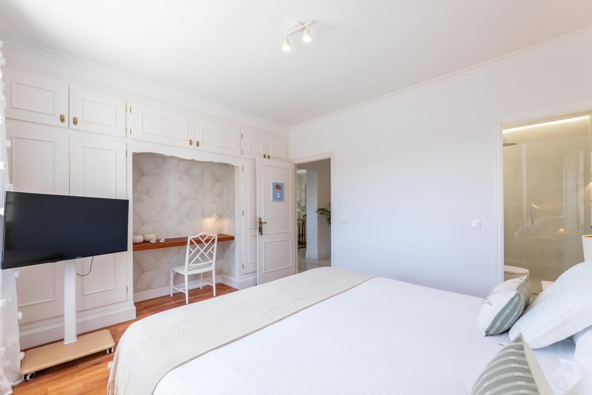 לינה וארוחת בוקר מארבלה Aurora Boutique House - Only Adults מראה חיצוני תמונה