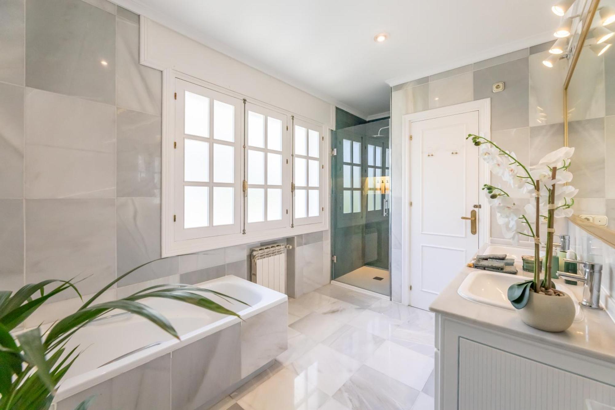 לינה וארוחת בוקר מארבלה Aurora Boutique House - Only Adults מראה חיצוני תמונה