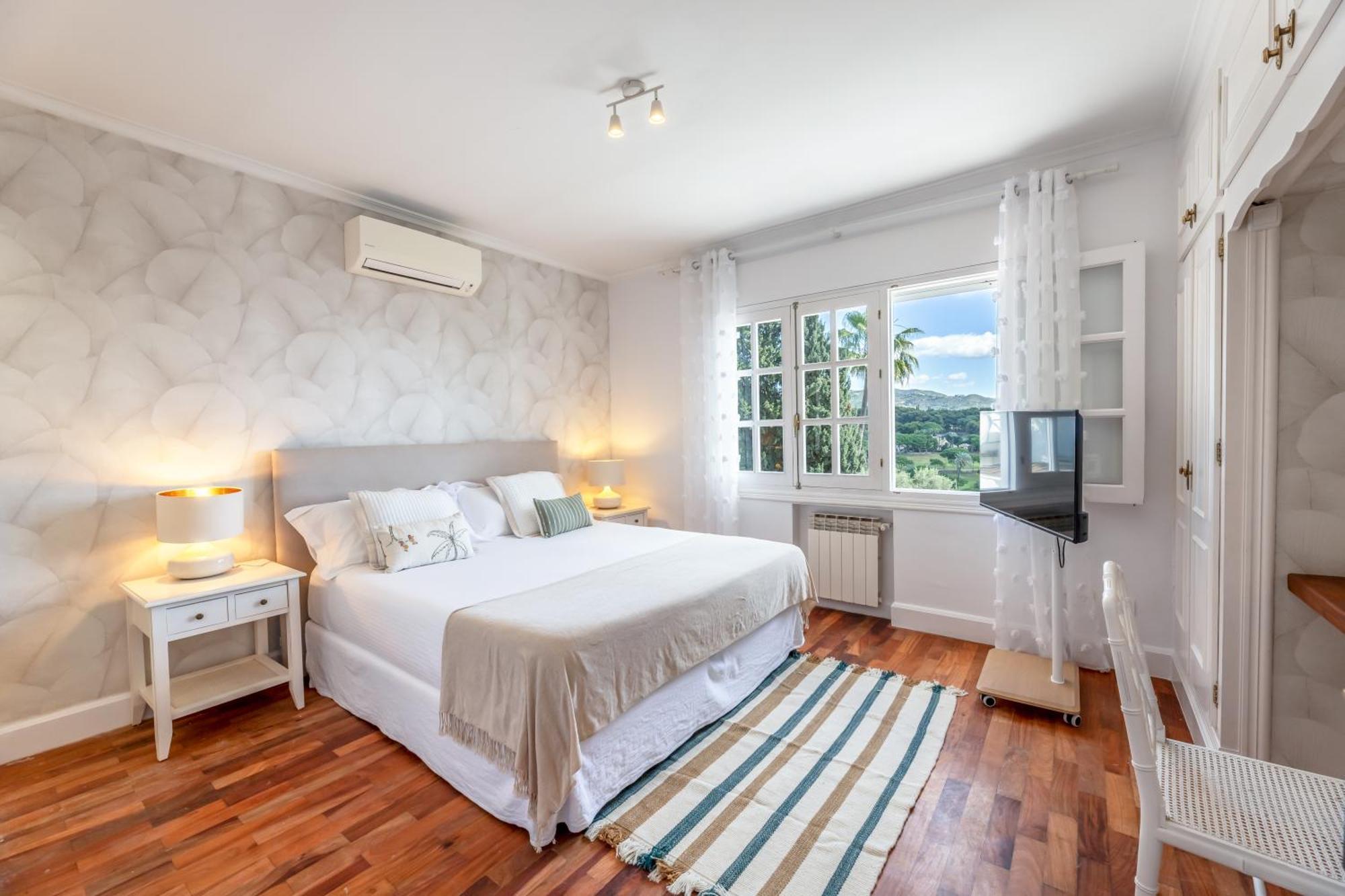 לינה וארוחת בוקר מארבלה Aurora Boutique House - Only Adults מראה חיצוני תמונה