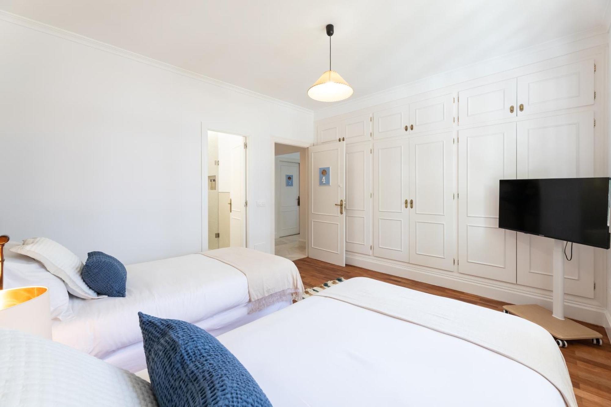 לינה וארוחת בוקר מארבלה Aurora Boutique House - Only Adults מראה חיצוני תמונה