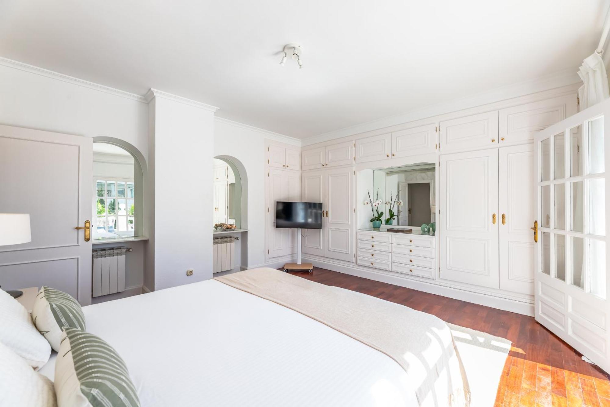 לינה וארוחת בוקר מארבלה Aurora Boutique House - Only Adults מראה חיצוני תמונה