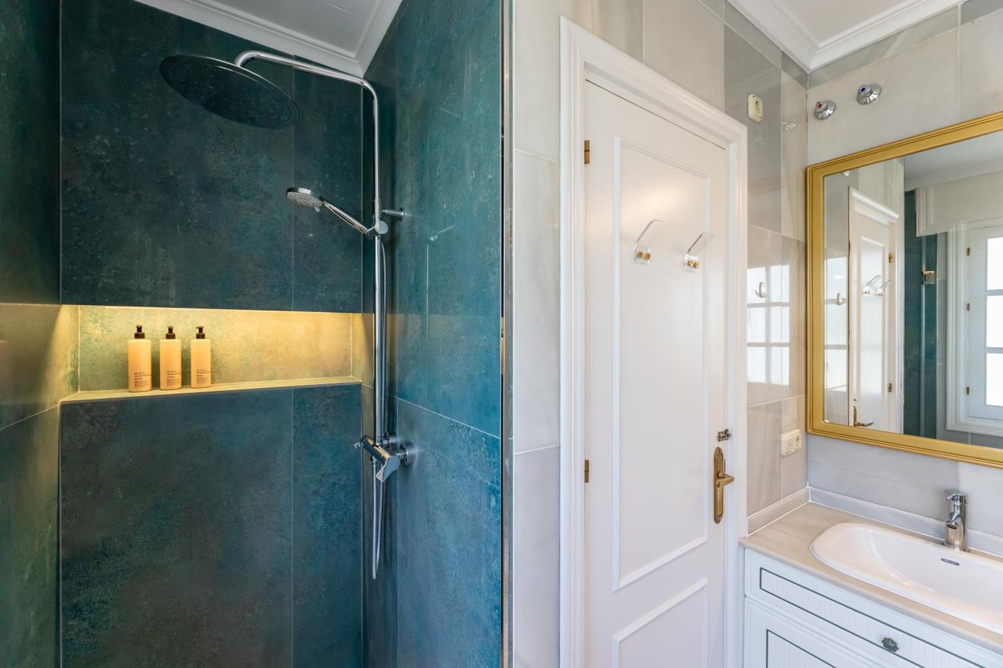 לינה וארוחת בוקר מארבלה Aurora Boutique House - Only Adults מראה חיצוני תמונה